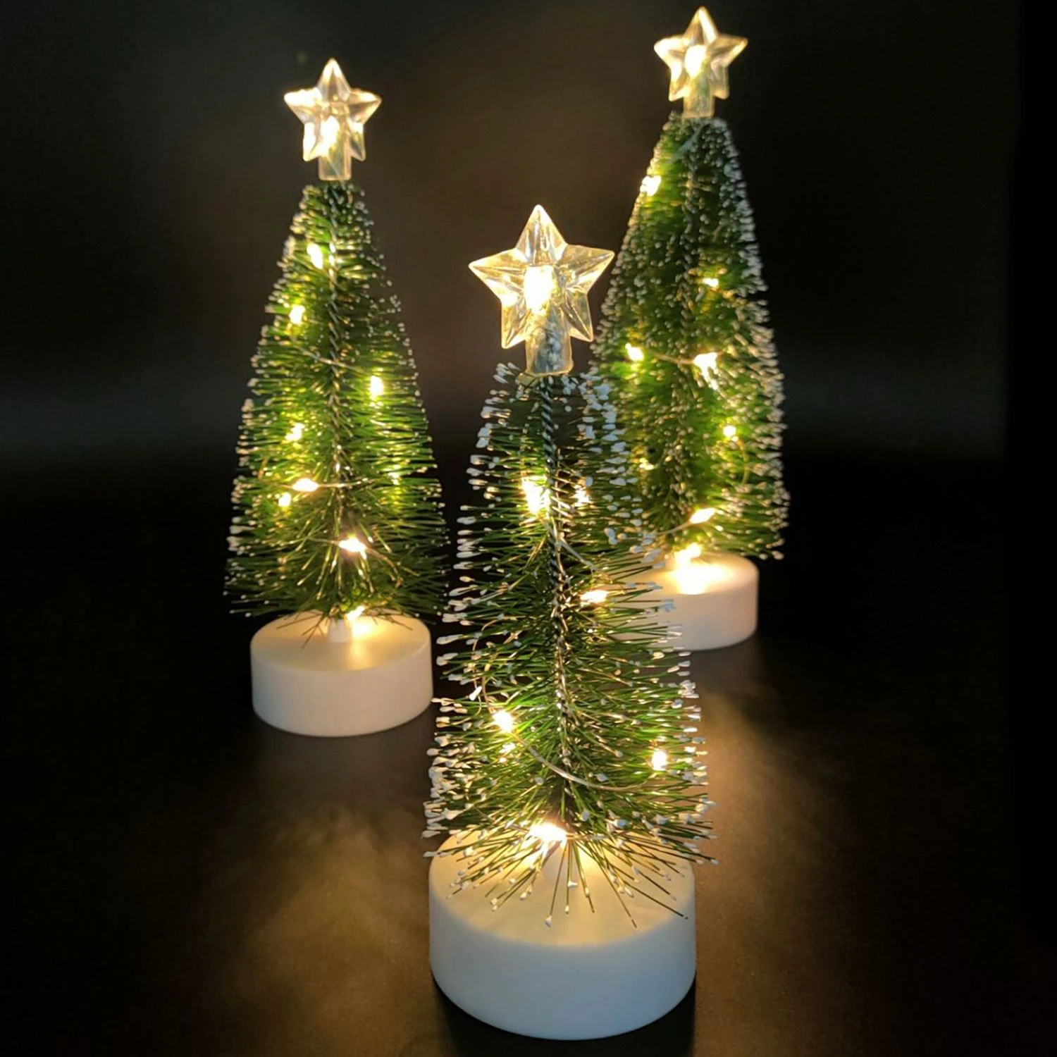 Hvorfor er det kunstige juletræ nu mere og mere tillid til det kinesiske folk